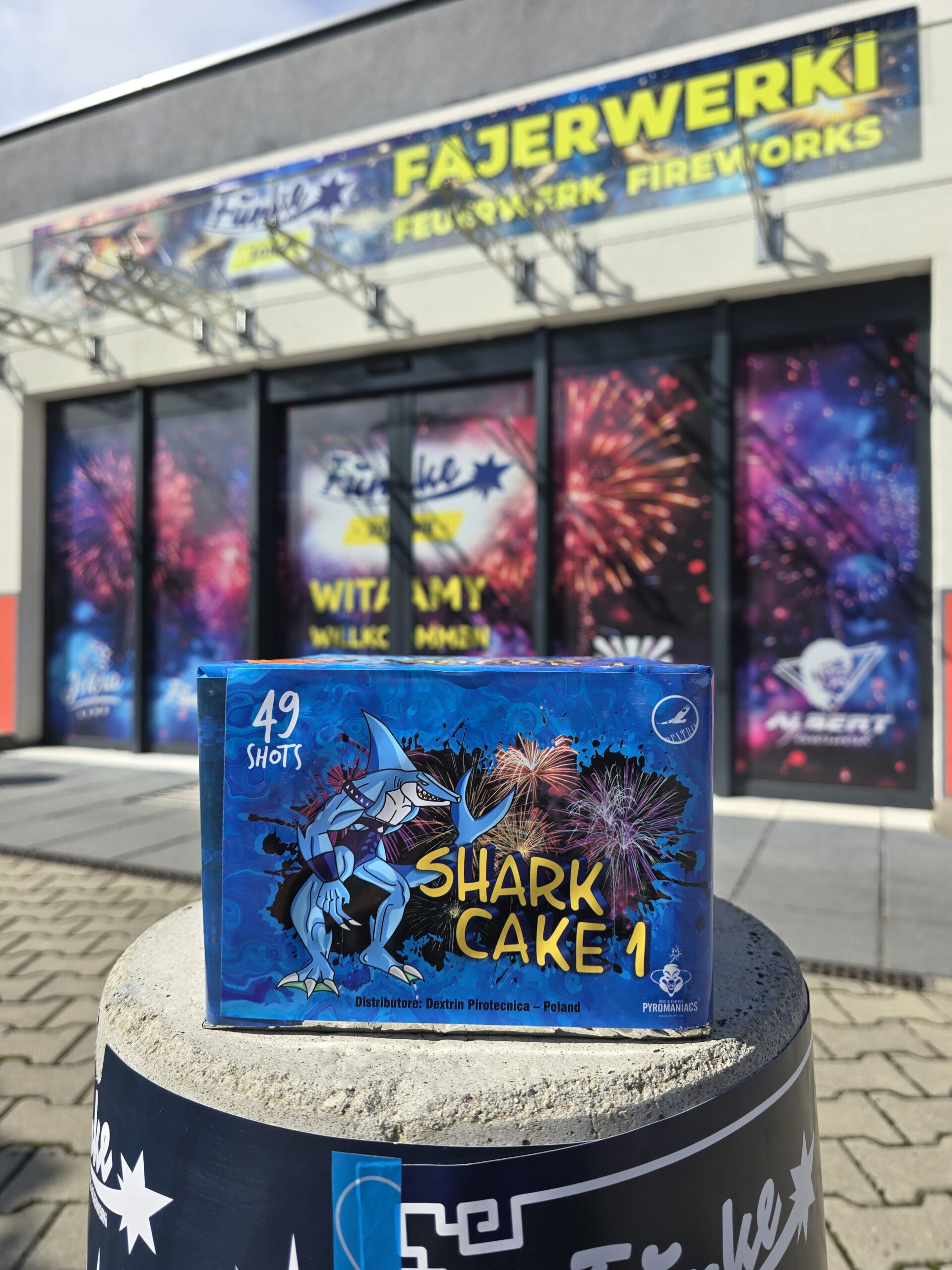 Shark Cake 1